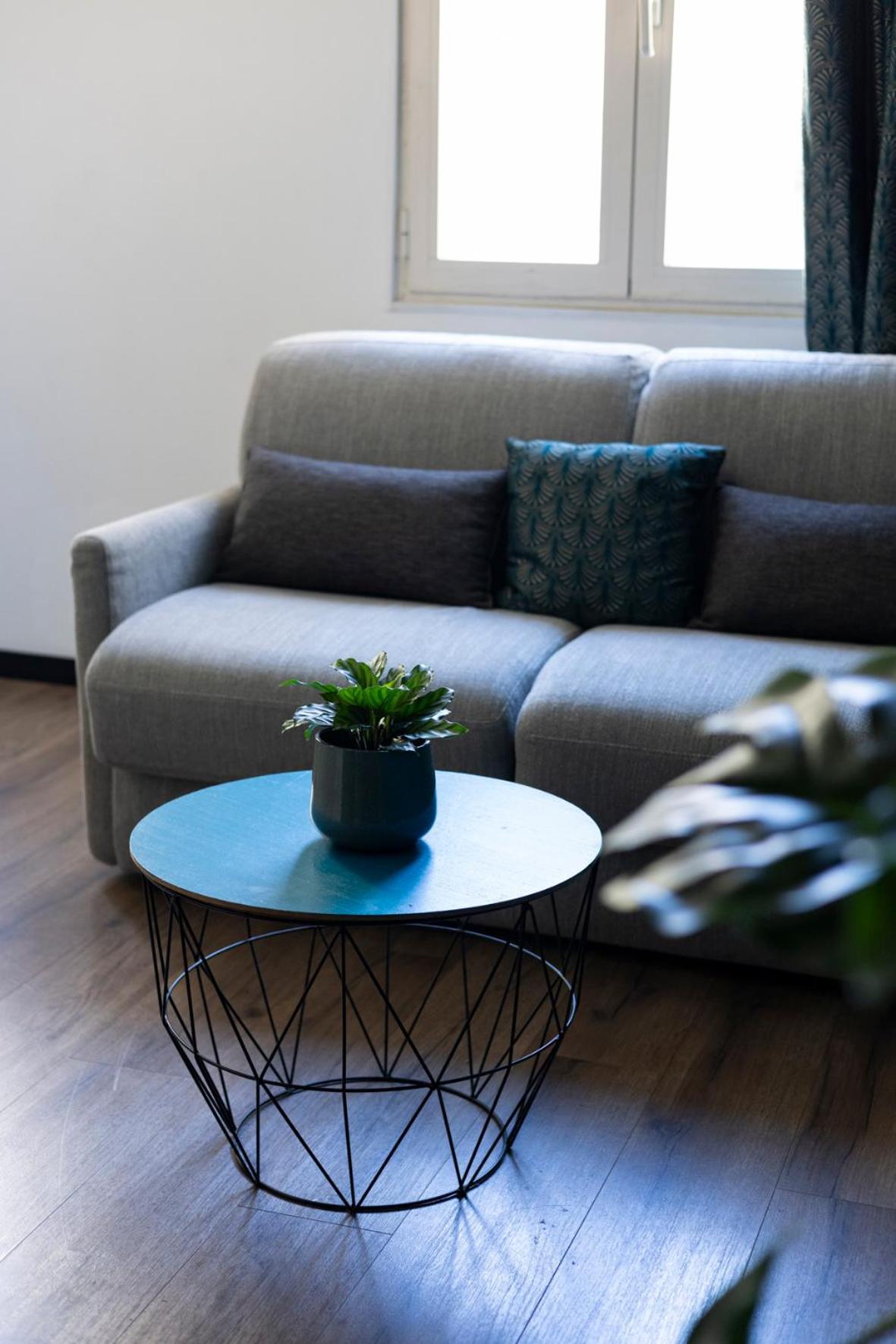 Au Coeur Du Vieux-Port Apartment Marseille Bagian luar foto